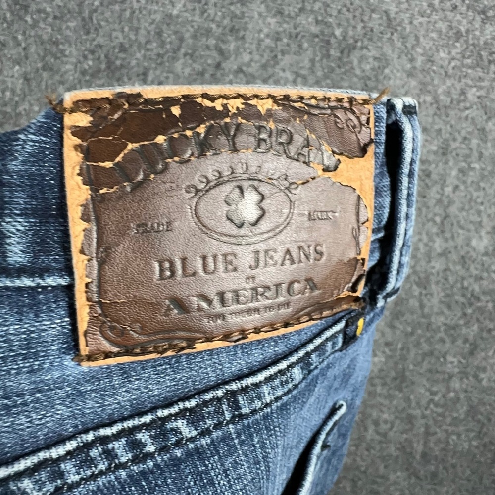 Lucky Brand 410 Athletic Fit Jeans Mens 34x34 Blue Medium Wash Denim 7MD10266 - Picture 3 of 15
